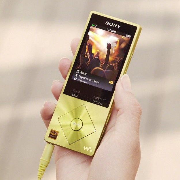 IFA-2015-New-Sony-Walkman-Models-Launched-With-H.ear-Headphones-3